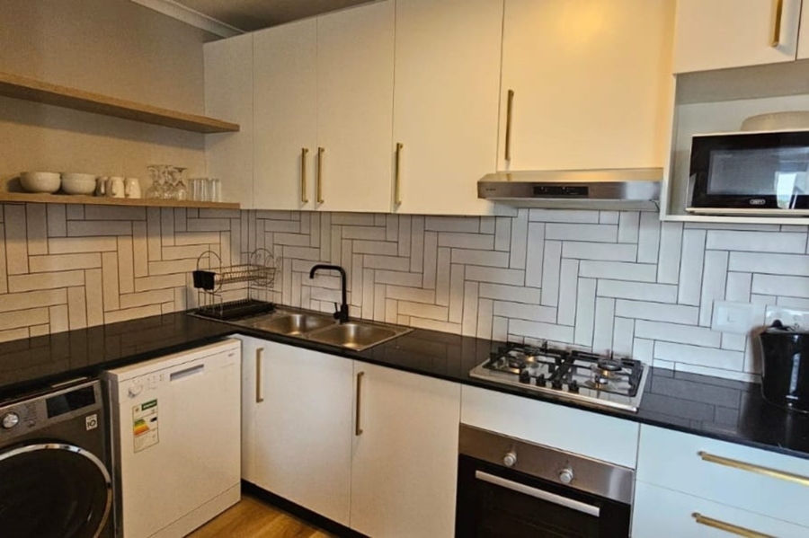 To Let 2 Bedroom Property for Rent in Bloubergstrand Western Cape